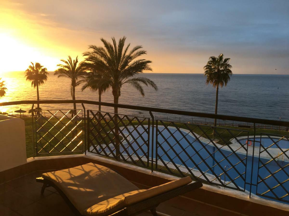 Mi Capricho A16 Beachfront Apartment Sitio de Calahonda المظهر الخارجي الصورة