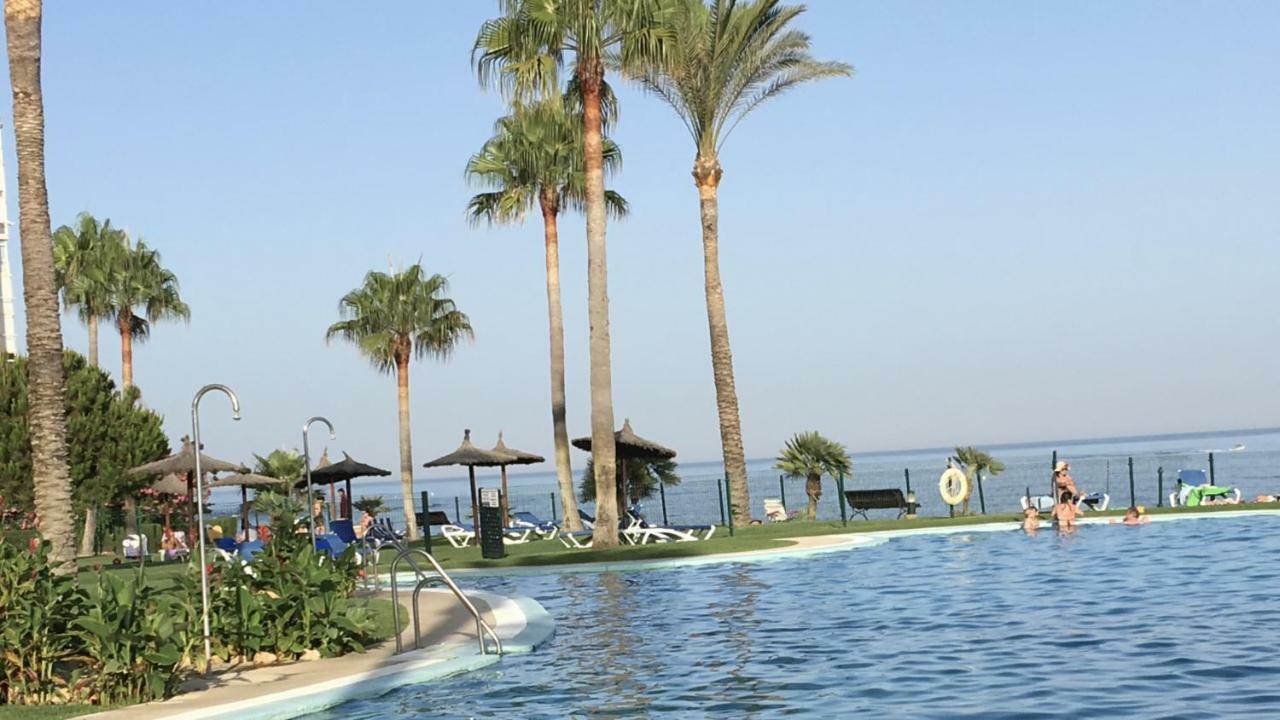 Mi Capricho A16 Beachfront Apartment Sitio de Calahonda المظهر الخارجي الصورة
